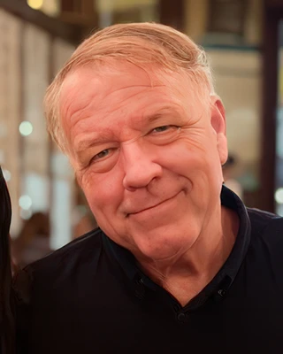 Photo of Lawrence A. Cunningham